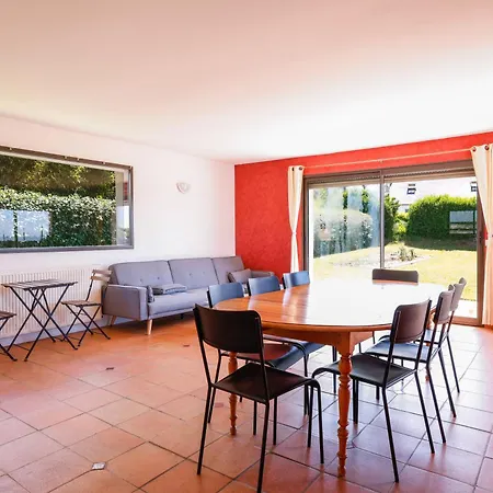 Grande Maison Familiale Proche Gr34 * Garlan